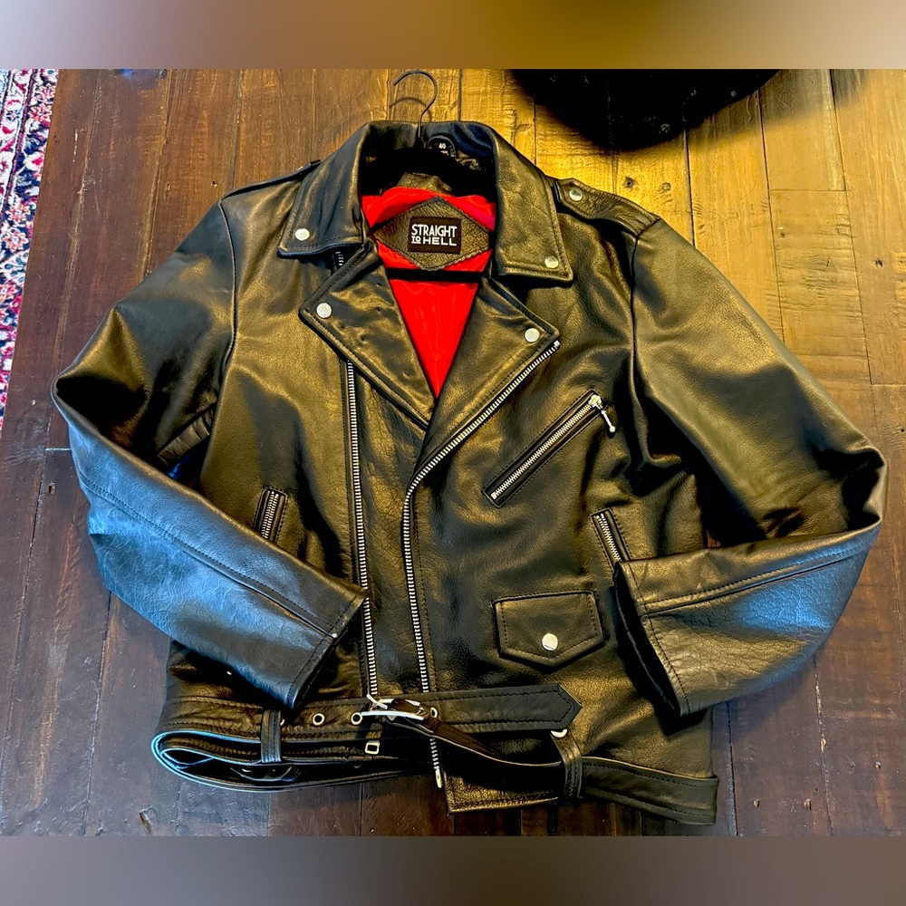 Straight to Hell Light Weight Moto Leather Jacket (size 40)